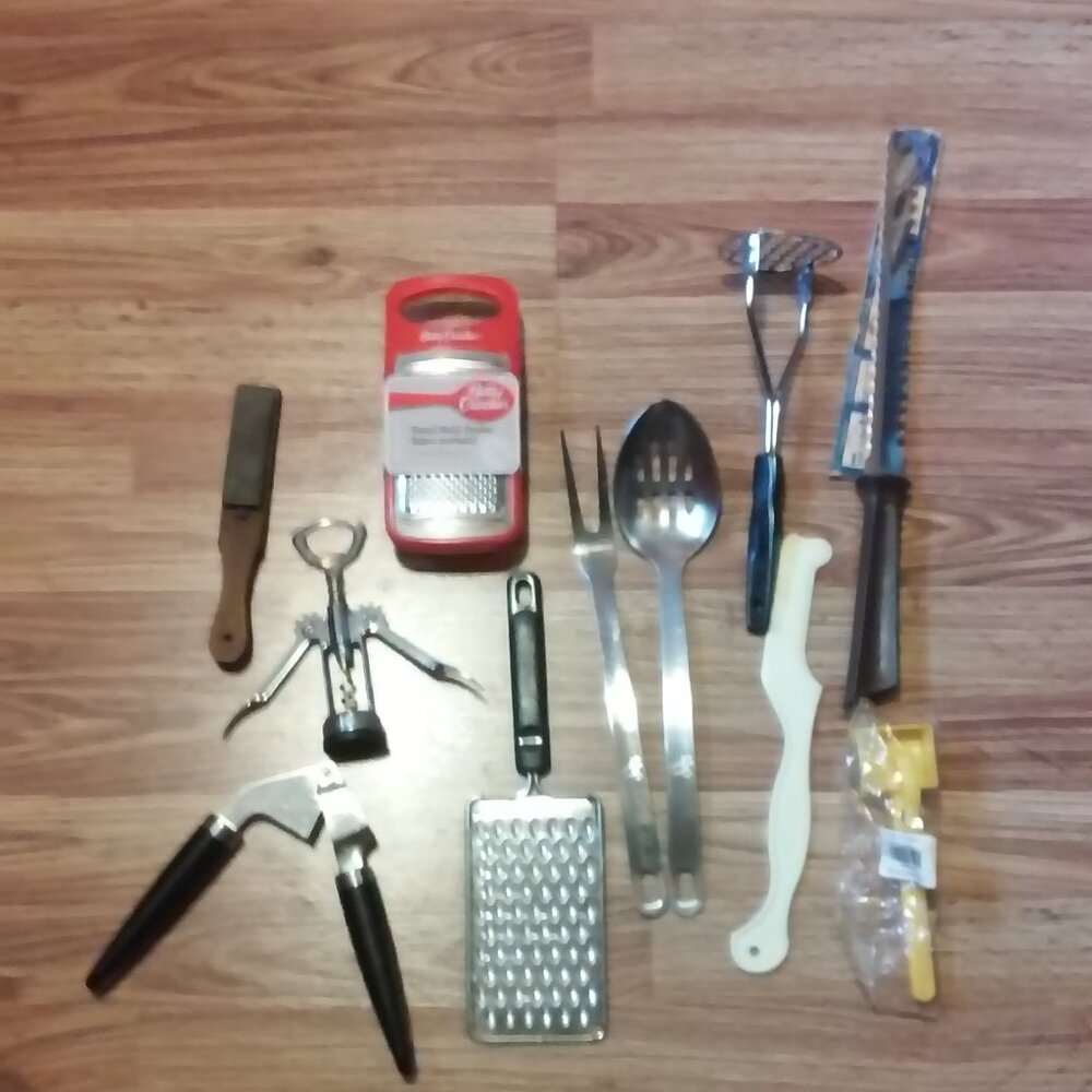 Kitchen Items 12 Items Stainless Steel Betty Crocker Roys More New & Slightly Us